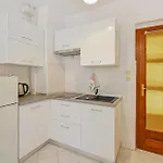 Cozy In With Kitchen * Rabac